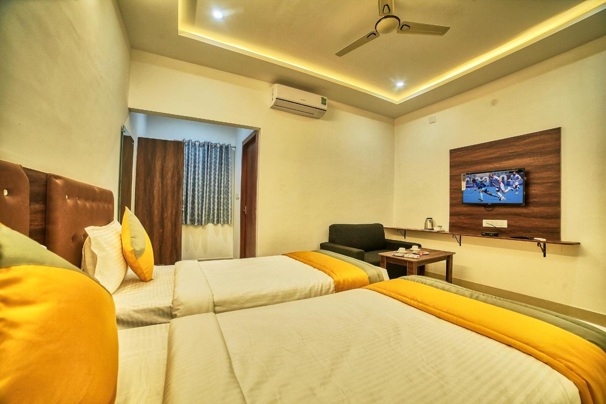 Visa Inn Hotel 4Kms From Airport L Free Airport Pickup & Drop 24X7 Devanahalli ภายนอก รูปภาพ